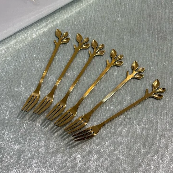 چنگال کوچک-مدل برگ- طلایی-6 عددی